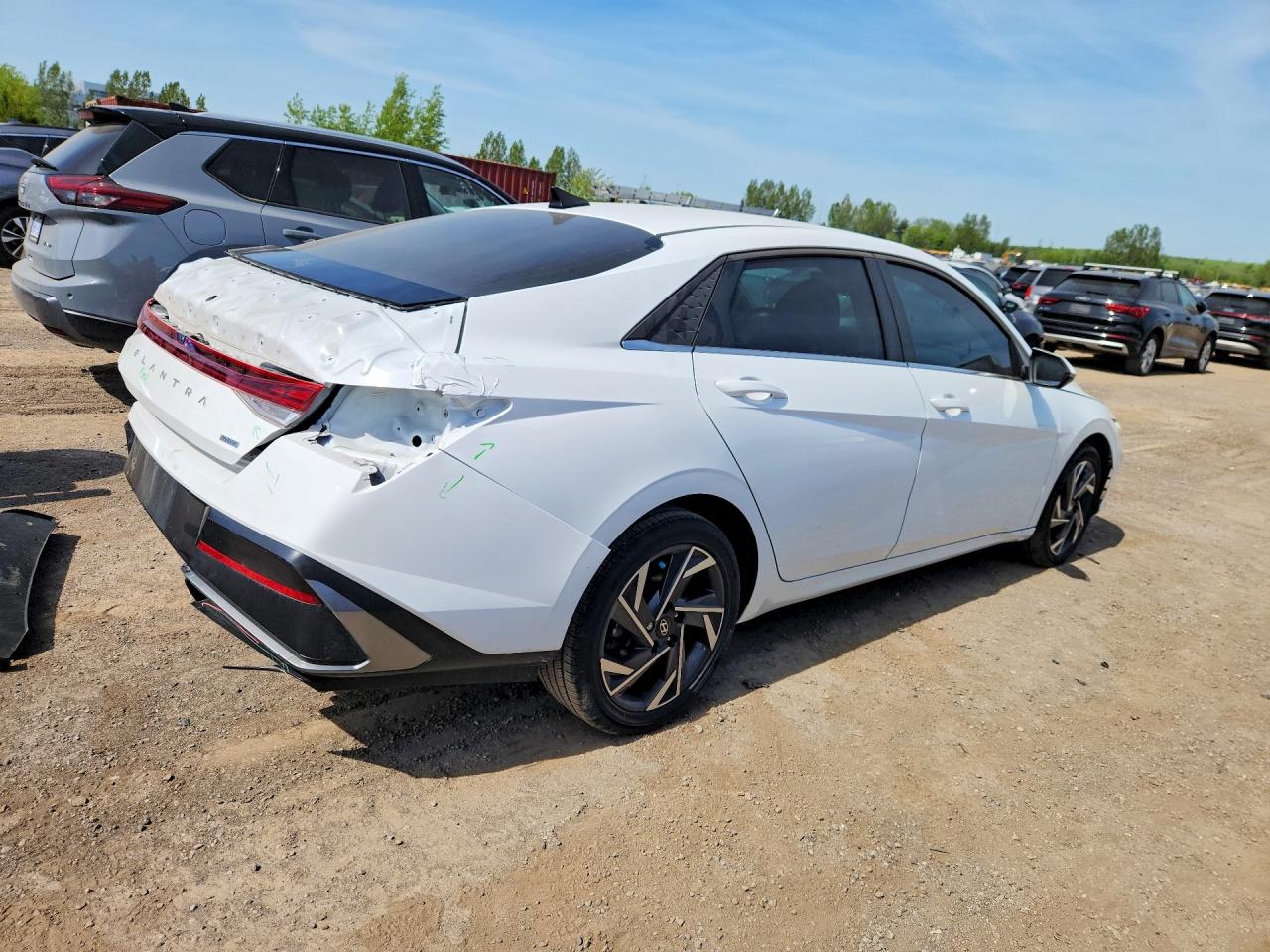 2025 HYUNDAI ELANTRA Limited