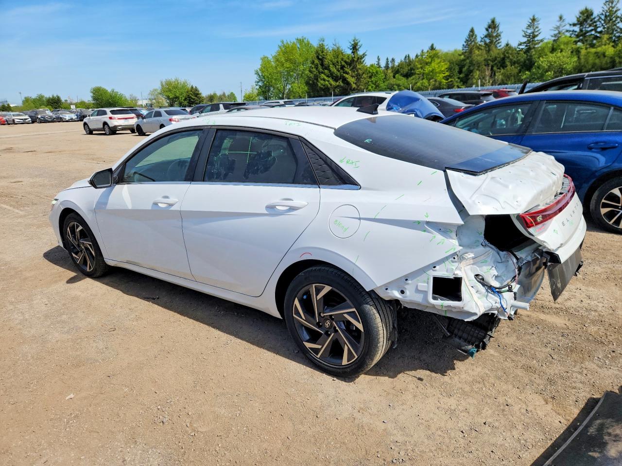 2025 HYUNDAI ELANTRA Limited