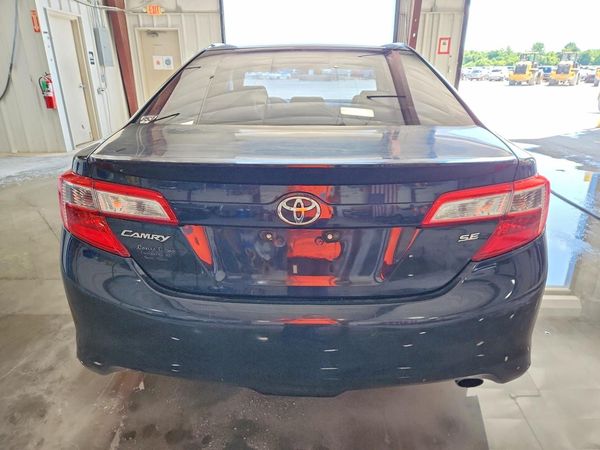 2012 TOYOTA CAMRY