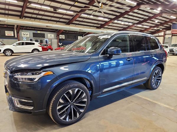2024 VOLVO XC90 — DSFA — Front 3/4
