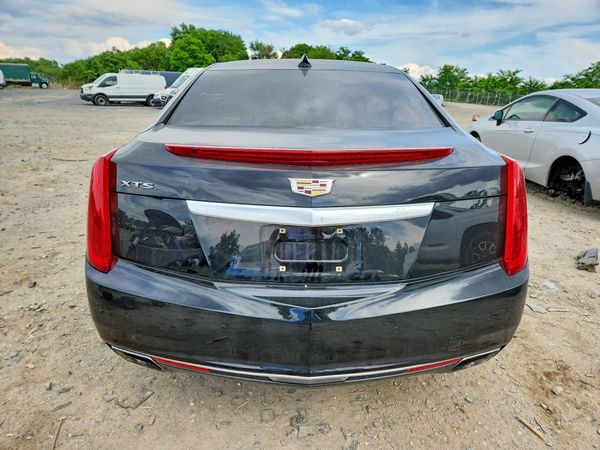 2017 CADILLAC XTS Luxury