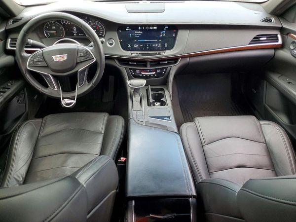 2017 CADILLAC CT6