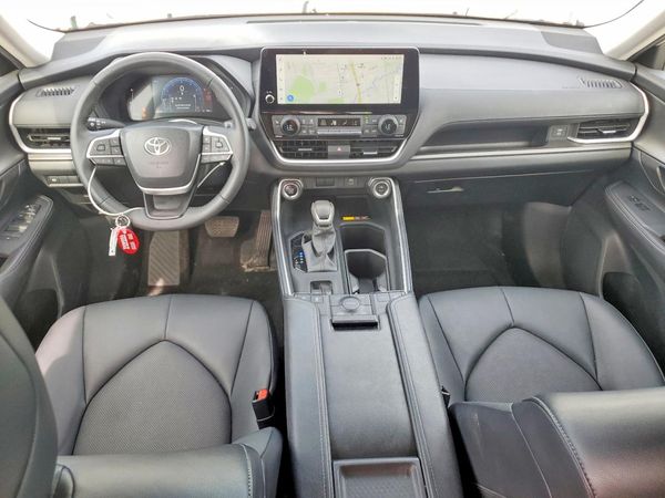 2024 TOYOTA GRAND HIGHLANDER