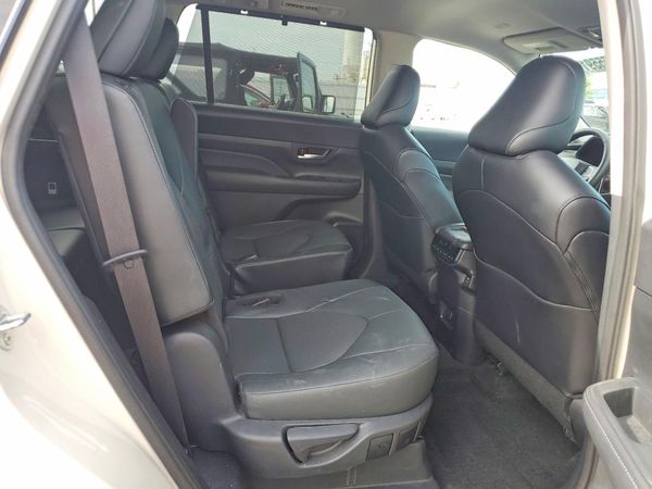 2024 TOYOTA GRAND HIGHLANDER