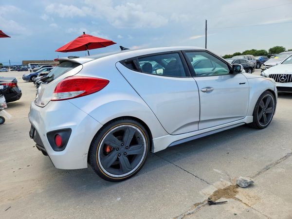 2013 HYUNDAI VELOSTER