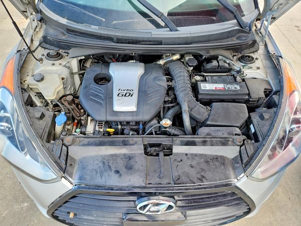 2013 HYUNDAI VELOSTER