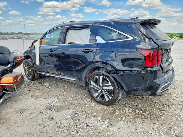 2022 KIA SORENTO