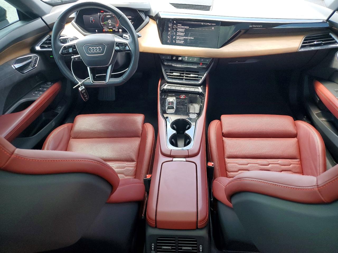 2022 AUDI E-TRON GT