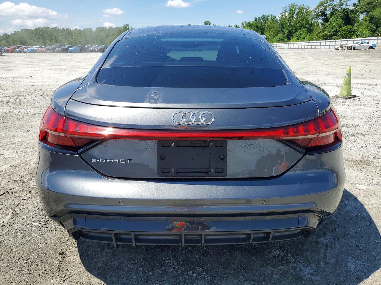 2022 AUDI E-TRON GT