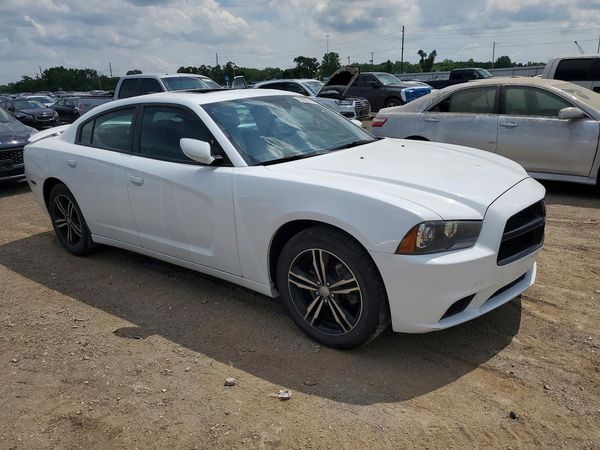 2013 DODGE CHARGER SXT