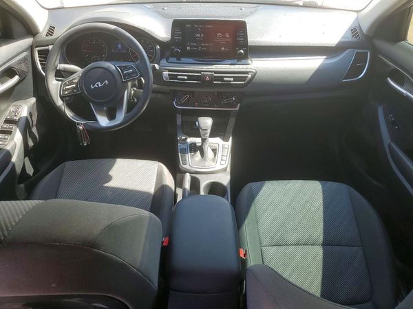 2022 KIA SELTOS LX