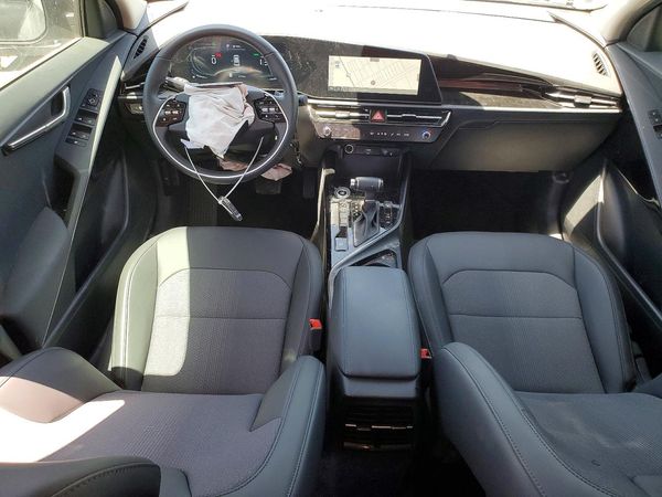 2024 KIA NIRO EX