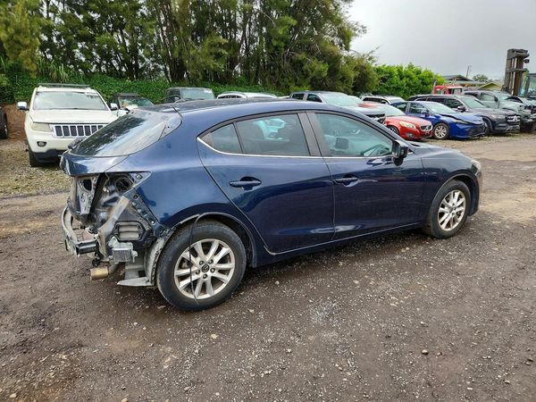2015 MAZDA 3 Touring/GS