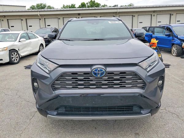 2019 TOYOTA RAV4 XSE HV 4WD