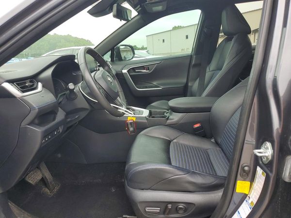 2019 TOYOTA RAV4 XSE HV 4WD