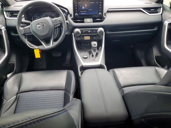 2019 TOYOTA RAV4 XSE HV 4WD