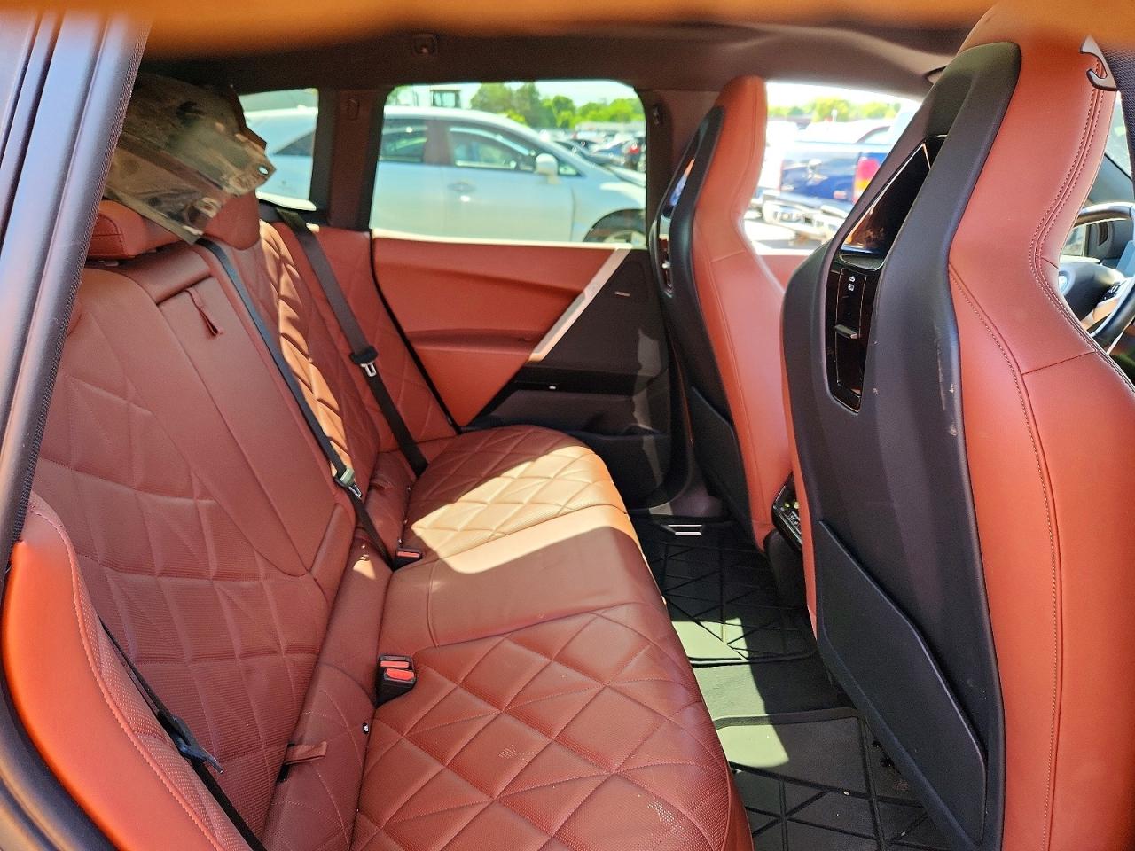 2025 BMW IX
