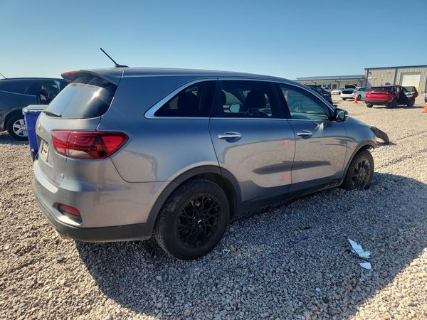 2020 KIA SORENTO L, LX, S