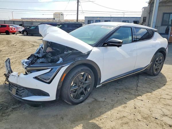 2025 KIA EV6