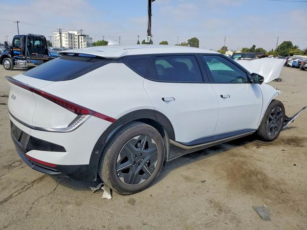 2025 KIA EV6