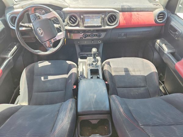 2016 TOYOTA TACOMA