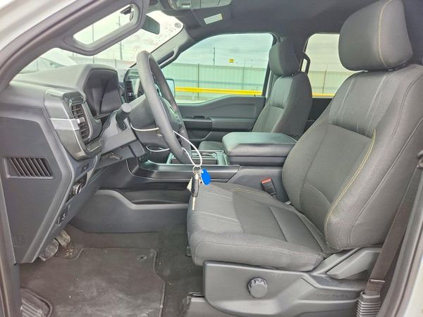 2025 FORD F150 STX