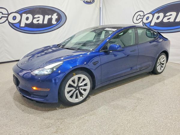 2022 TESLA MODEL 3