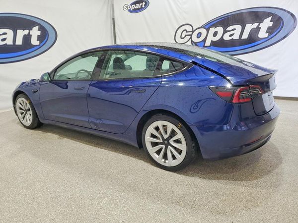 2022 TESLA MODEL 3