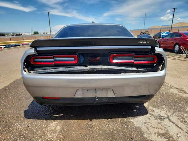 2016 DODGE CHALLENGER SRT HELLCAT