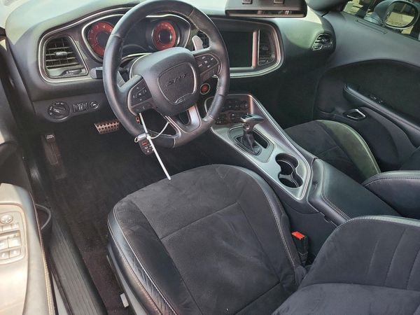 2016 DODGE CHALLENGER SRT HELLCAT