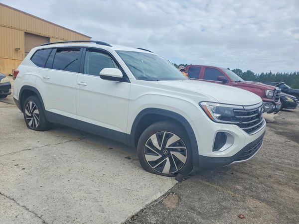 2024 VOLKSWAGEN ATLAS SE w/ Technology — Passenger 3/4
