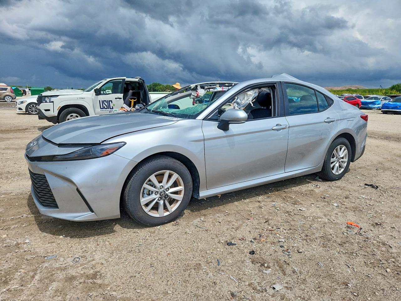 2026 TOYOTA CAMRY