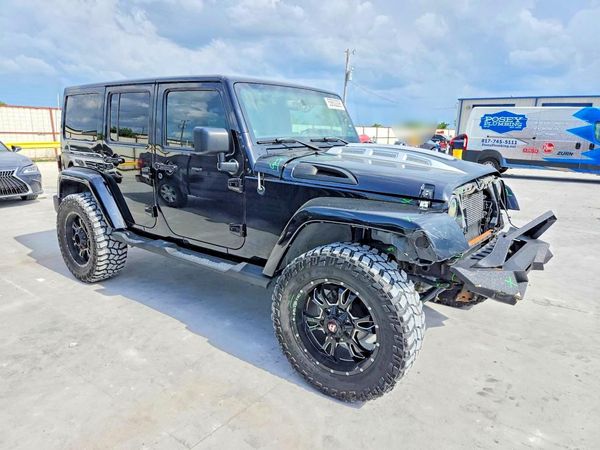2013 JEEP WRANGLER Sahara