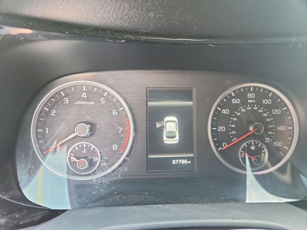 2021 KIA K5 LXS