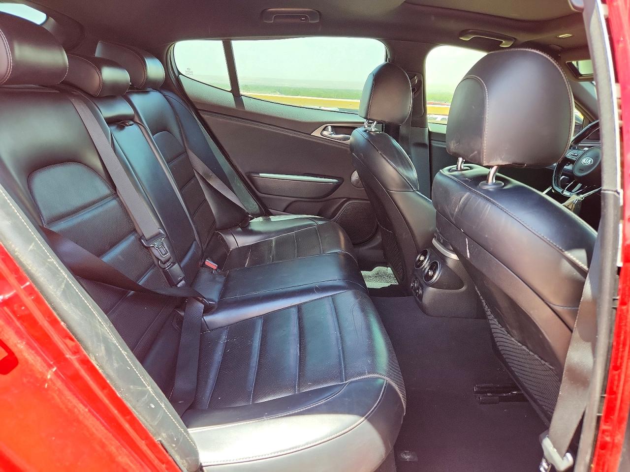 2018 KIA STINGER GT2