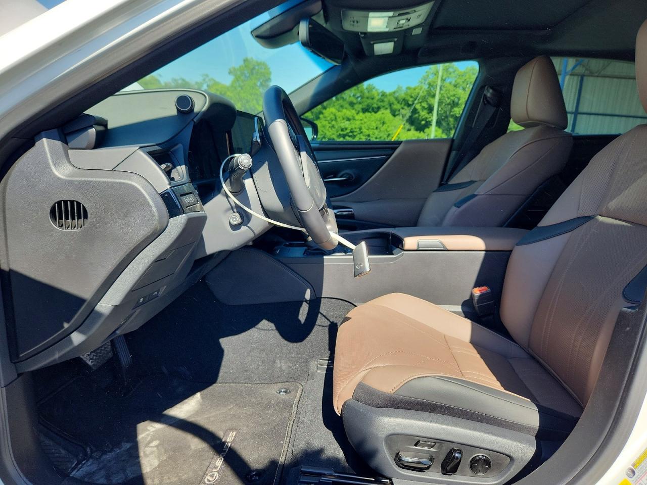 2025 LEXUS ES 300H 300h Luxury