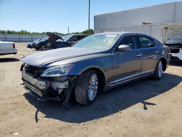 2017 LEXUS LS 460