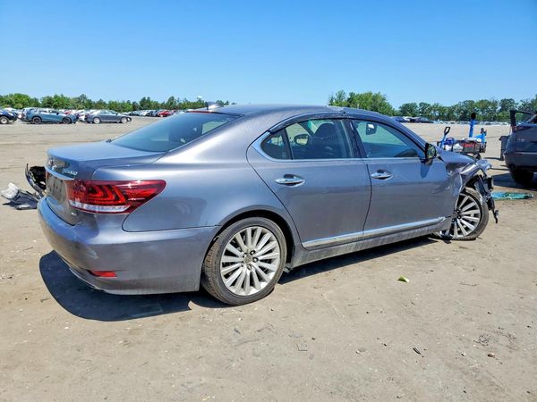 2017 LEXUS LS 460