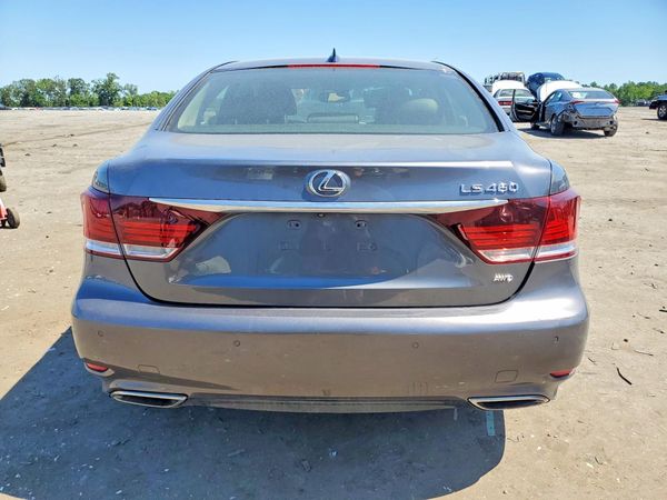 2017 LEXUS LS 460
