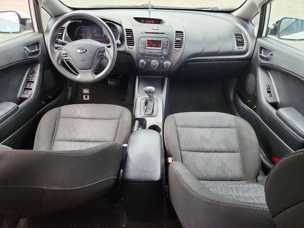 2016 KIA FORTE GL (Middle-Low Grade)