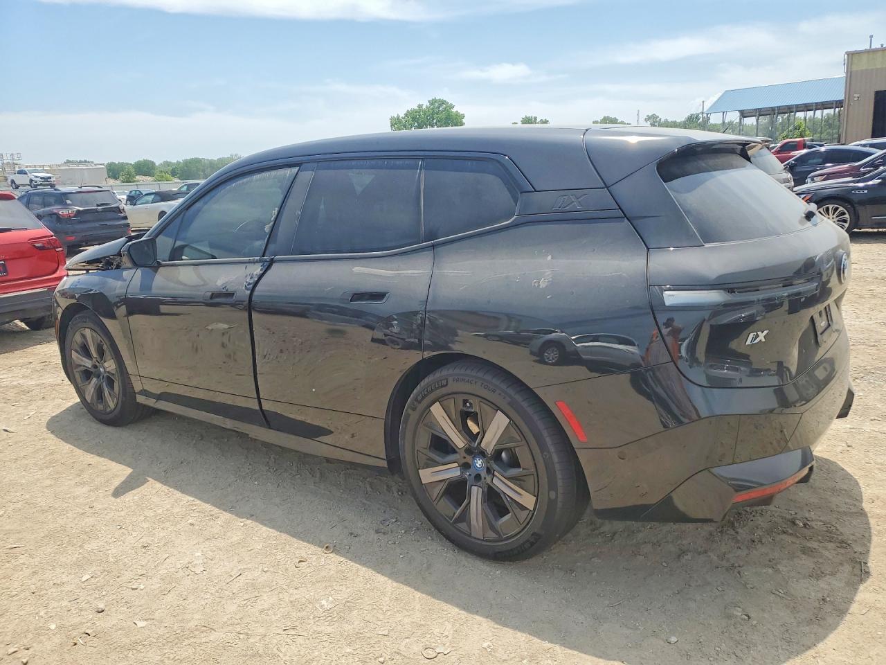 2023 BMW IX xDrive50i