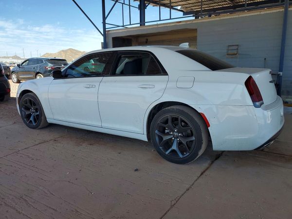 2023 CHRYSLER 300