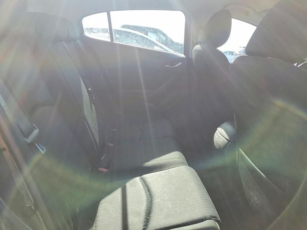 2014 MAZDA 3 Sport/GX