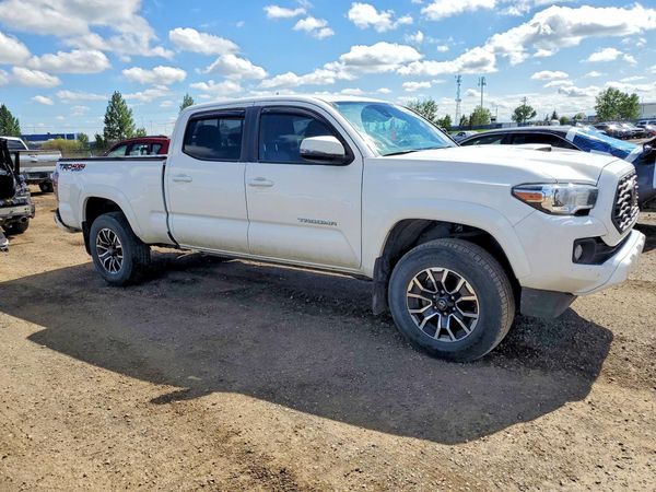2021 TOYOTA TACOMA SR5