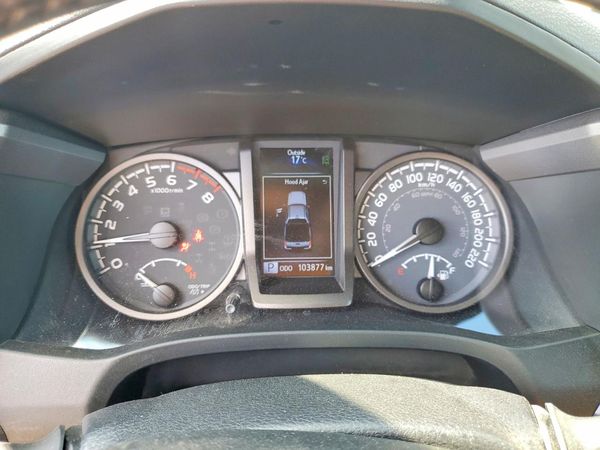 2021 TOYOTA TACOMA SR5