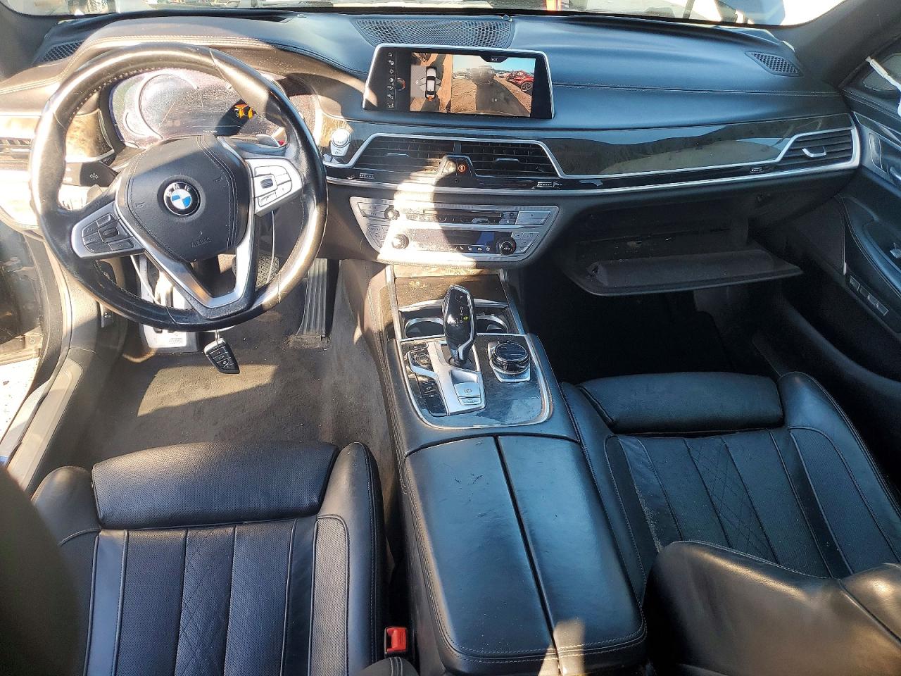 2016 BMW 750 xDrive