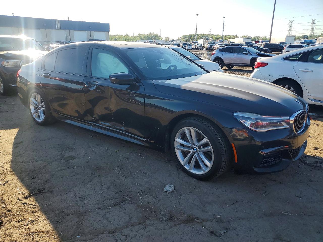 2016 BMW 750 xDrive