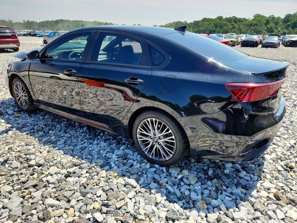 2024 KIA FORTE GT Line