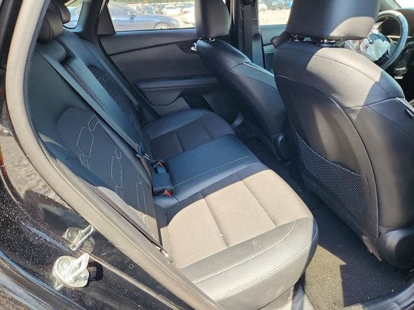 2024 KIA FORTE GT Line