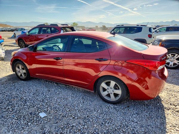 2013 HYUNDAI ELANTRA